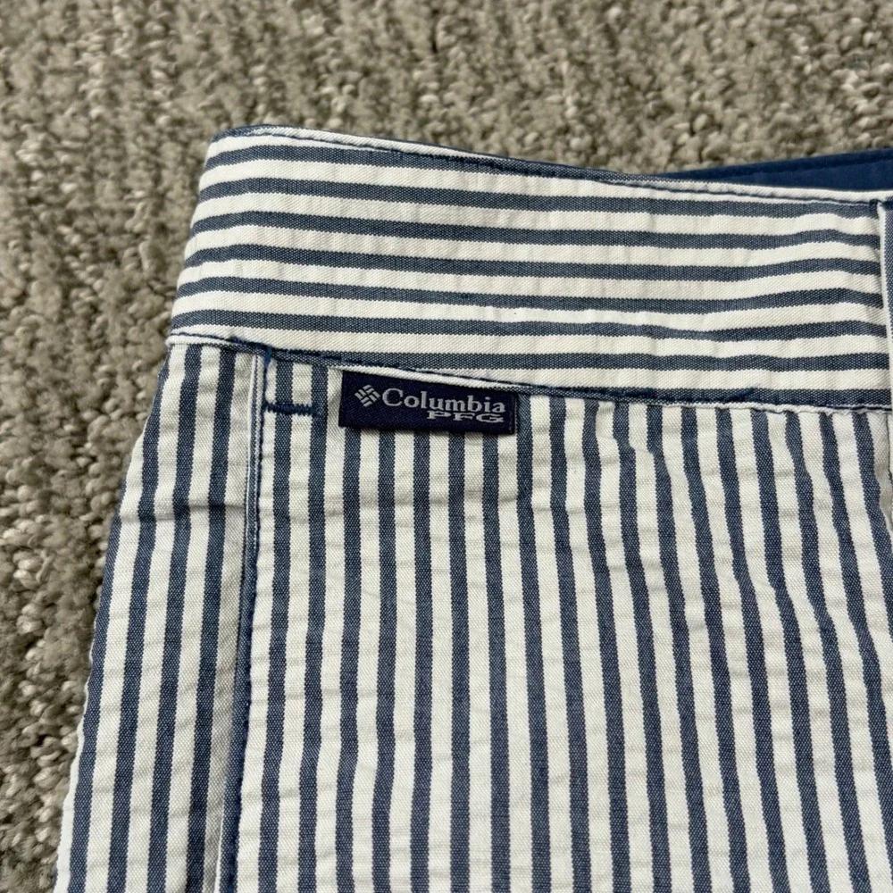 Columbia PFG Shorts Mens 40 Blue‎ White Striped Seersucker Fishing FM1086